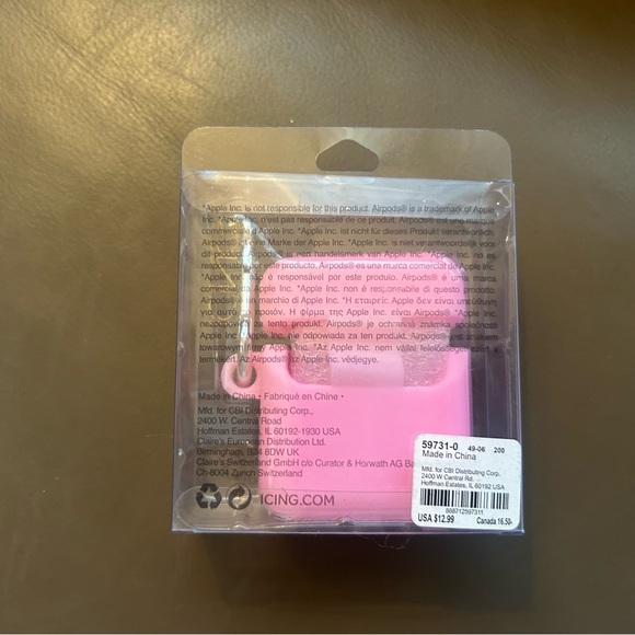 Icing Pink and Blue Camera AirPods Case 📷💙🩷 - Picture 7 of 8